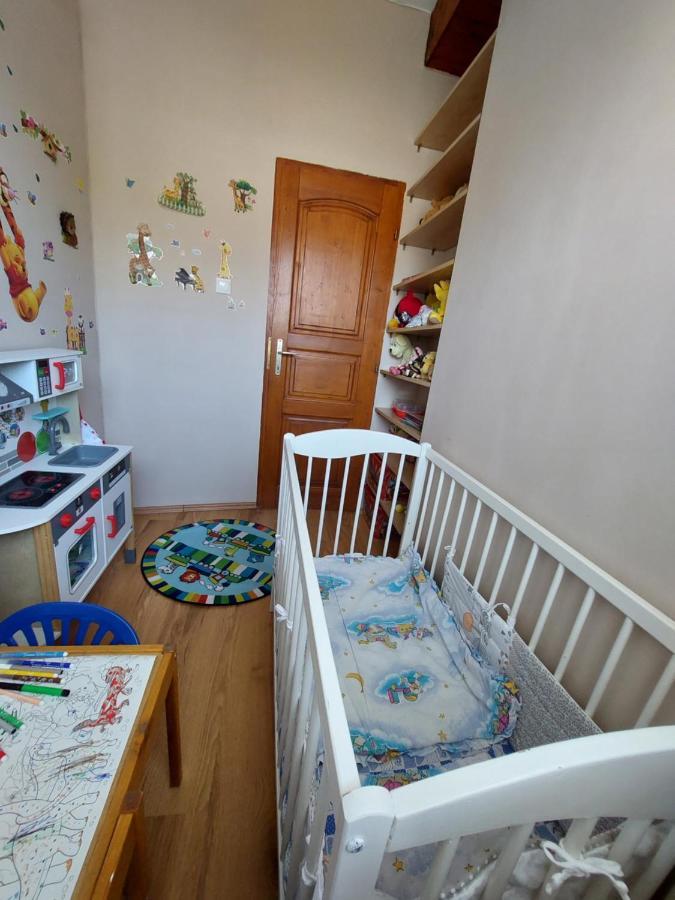 Csaladbarat Vendeglak Szegedi Maganszallashely 9 Fo Reszere, Nagycsaladok Es Barati Tarsasagok Reszere Εξωτερικό φωτογραφία