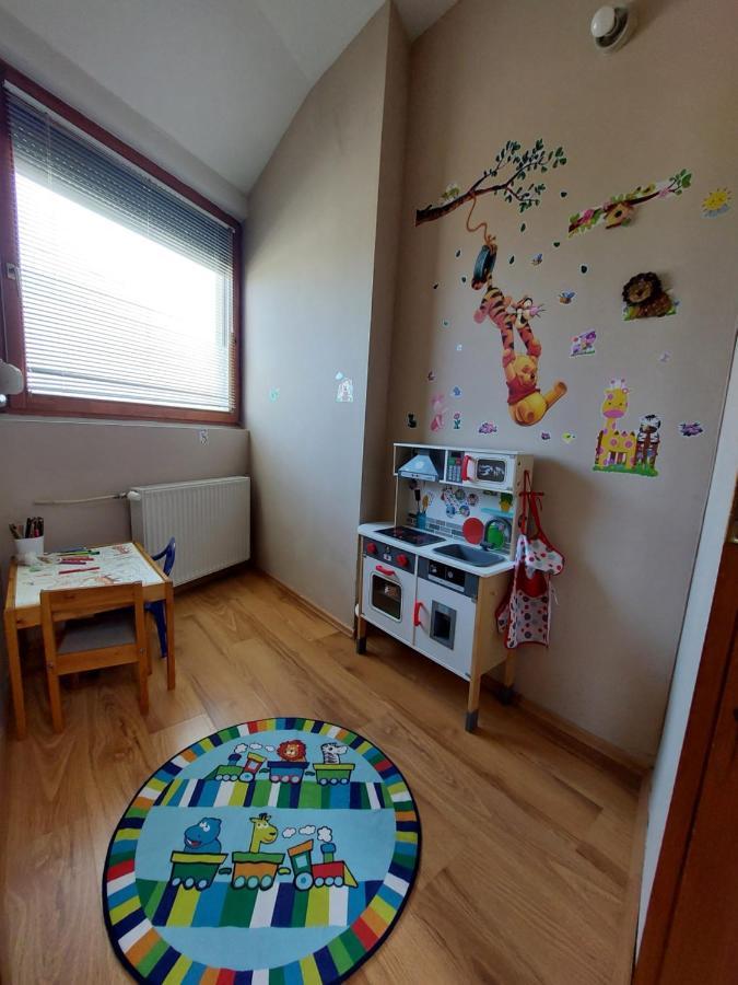 Csaladbarat Vendeglak Szegedi Maganszallashely 9 Fo Reszere, Nagycsaladok Es Barati Tarsasagok Reszere Εξωτερικό φωτογραφία